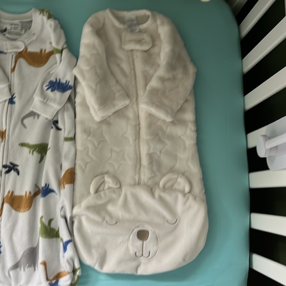 Built in arms sleep sacks lot - Multiple colours 0 to 6 month age range - Picture 4 of 4